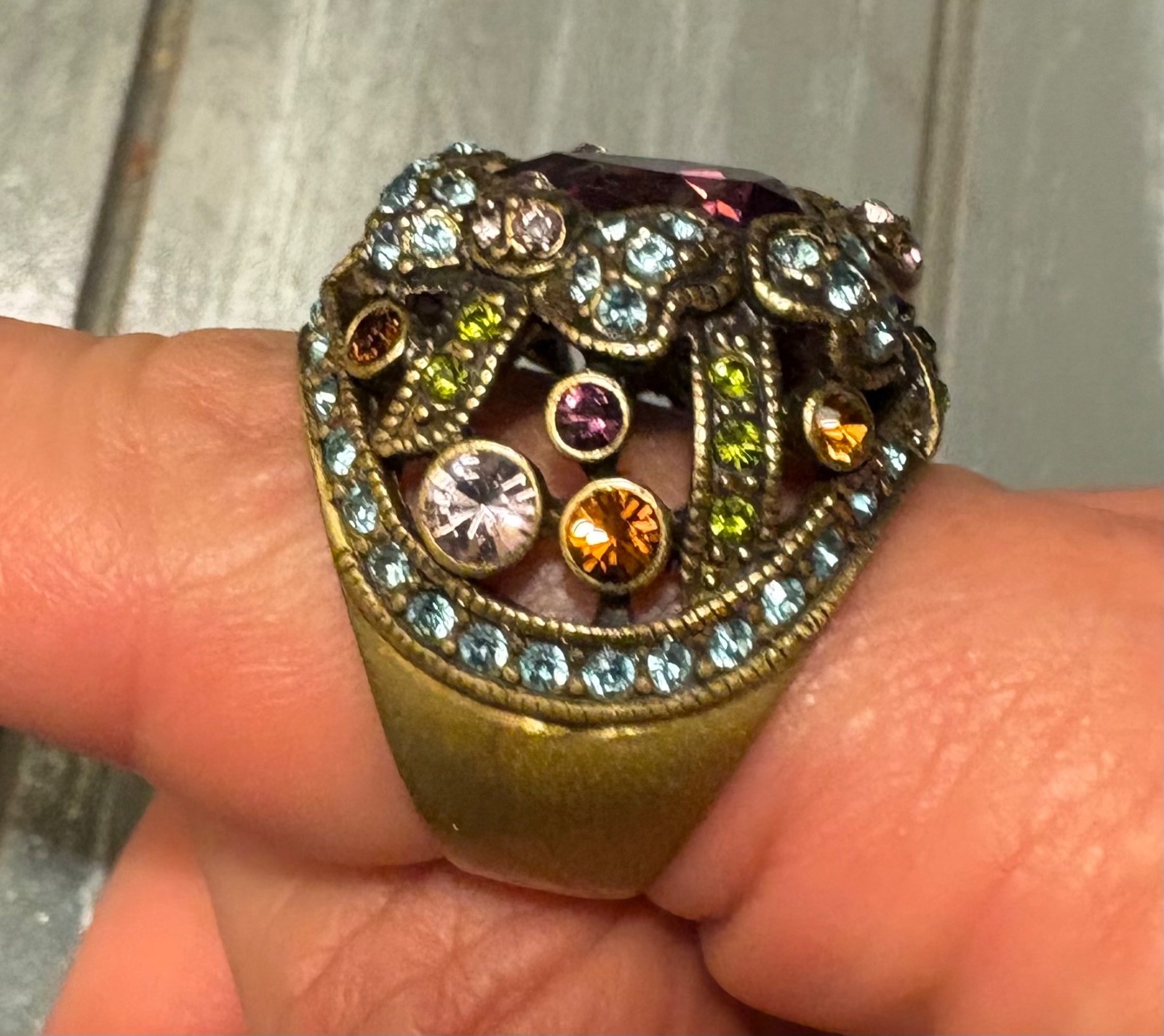 Heidi Daus Ring , weighs 18 grams, multiple stones, see photos for details