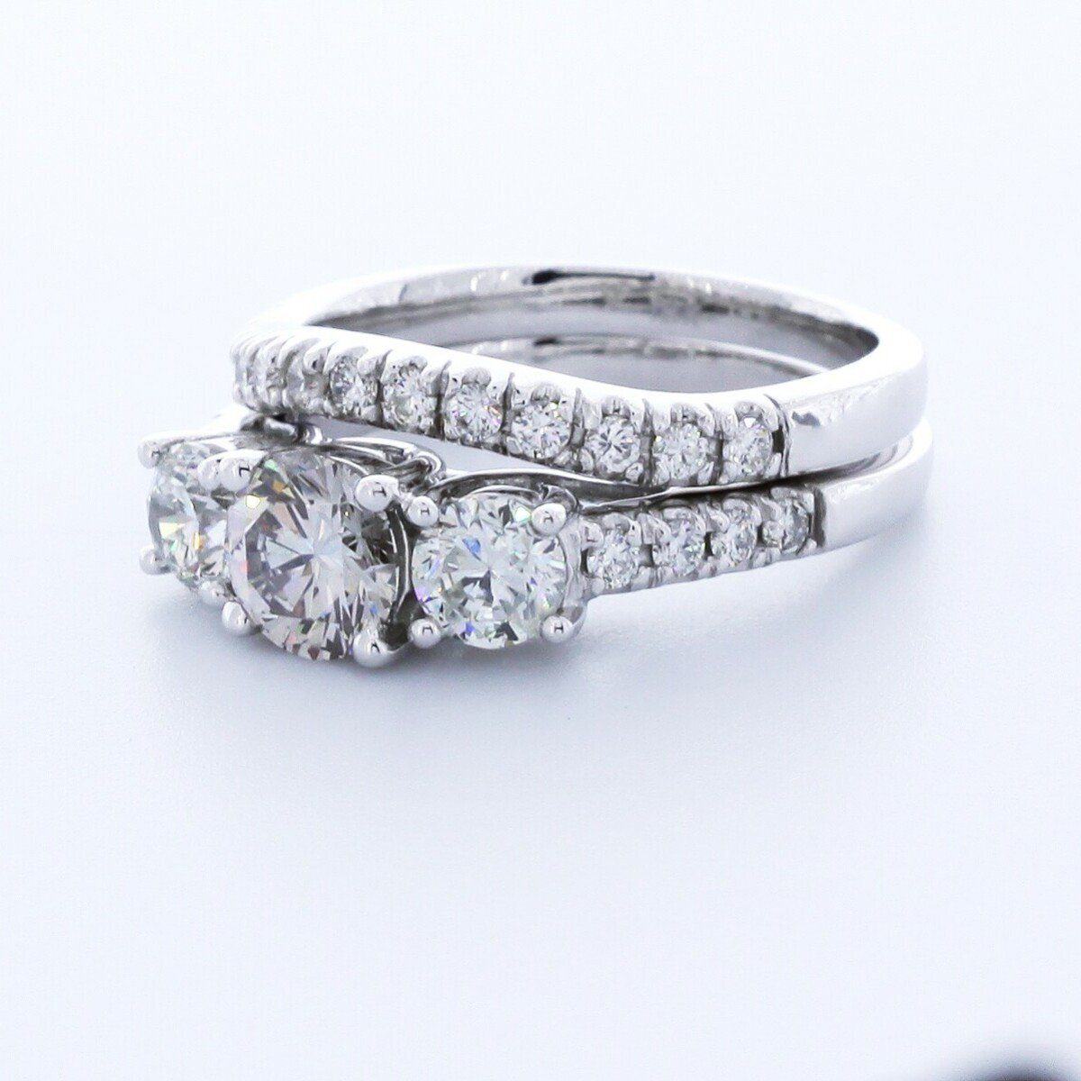 3.25ctw Lab-Created Diamond I/SI2 Very Good Cut Round Brilliant 14K White Gold 4