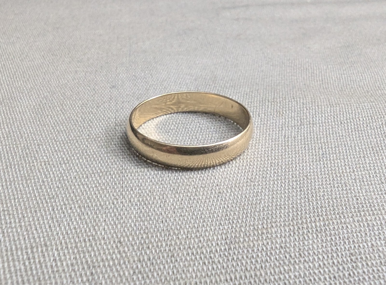 VTG 60 – 70’s “PMS 10K” Solid Yellow Gold Wedding BAND Size 9.5 – 2.4 Grams 4mm