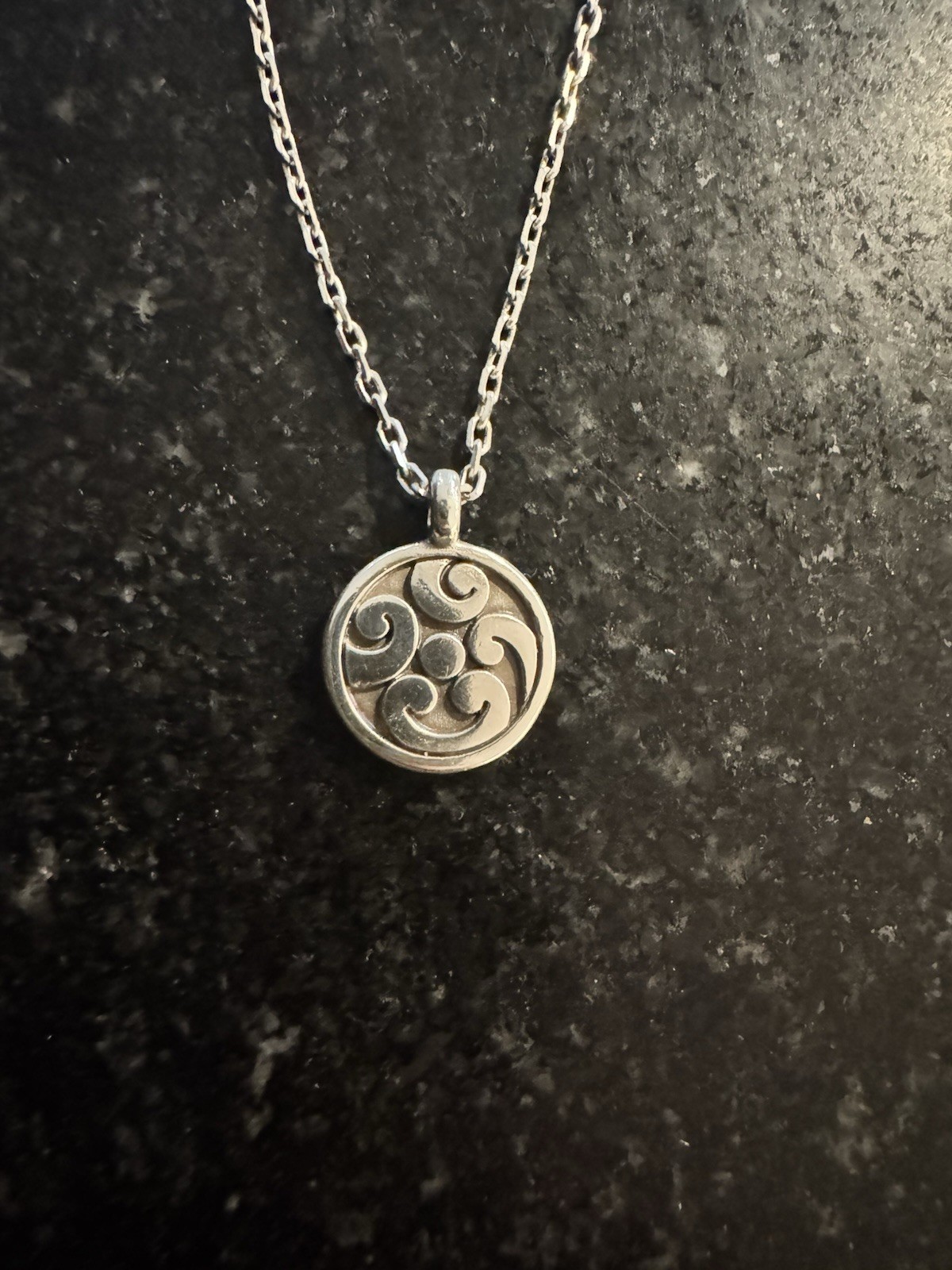 Brighton JL8981 Crystal Disc Pendant Necklace 17” + 2” Extender NWT $48