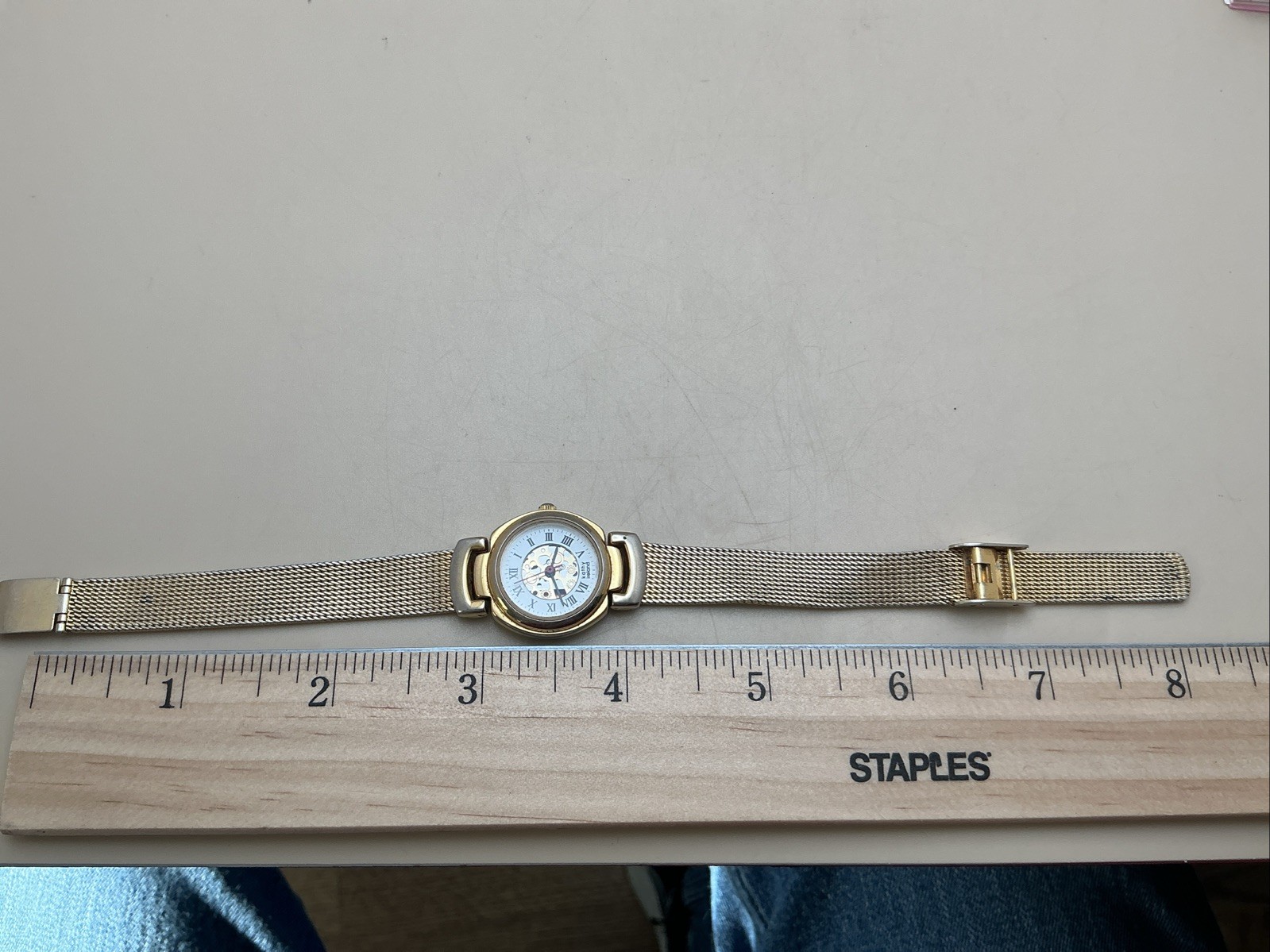 Kathy Ireland Women’s Quartz Analog 23mm Gold Round Watch (V377)