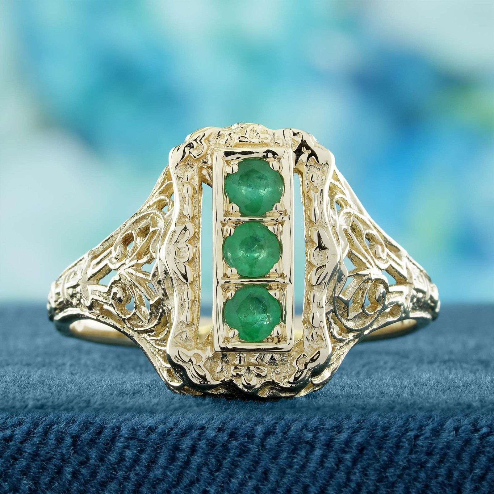 14K Yellow Solid Gold Natural Emerald Vintage Style Filigree Three Stone Ring