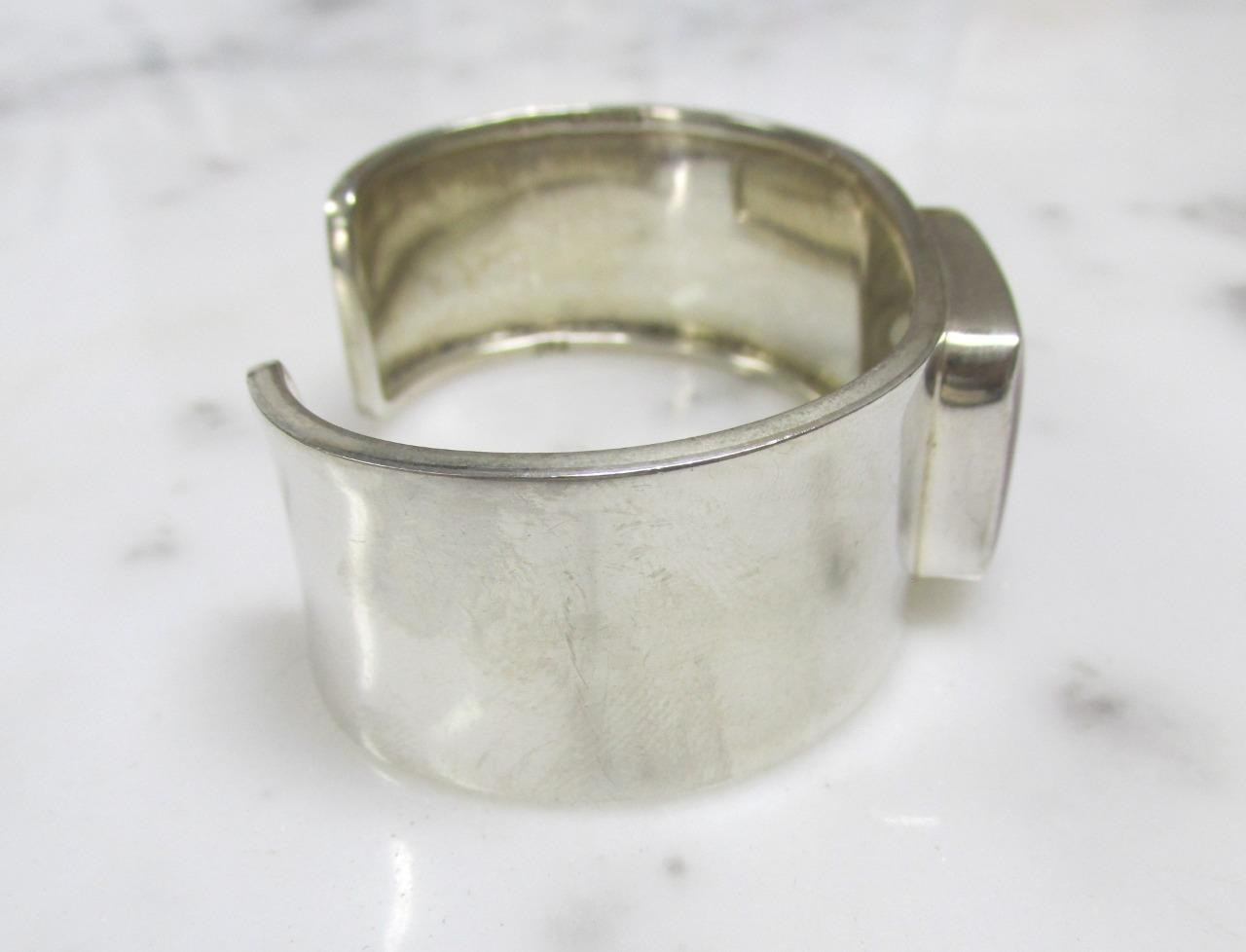 JRI Mexico Sterling Silver Cuff Bracelet w/ Dyed Howlite Stone ~ 36.3g ~ 5-F505