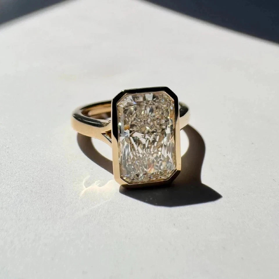 3 Ct Radiant Cut Lab Grown Diamond Engagement Ring 14k Yellow Gold IGI Certified