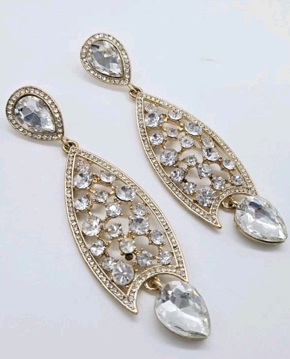 Chandelier Earrings Crystal Pierced Gold Tone Dangling Bridal 3.75 in Couture