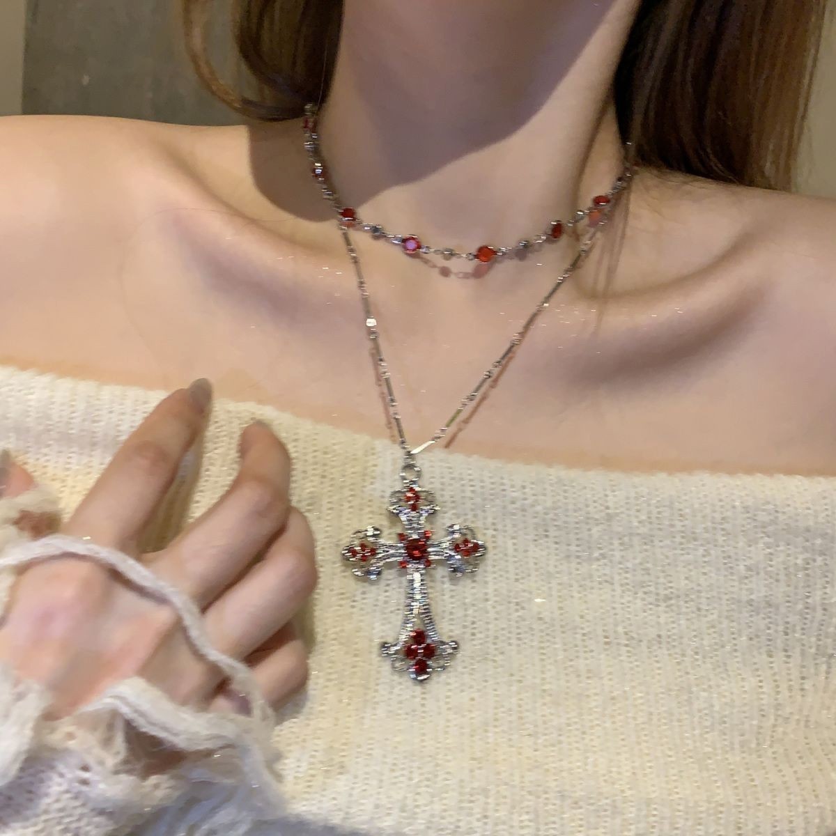 Gothic style double-layered red cross necklace for women, Y2K clavicle chain