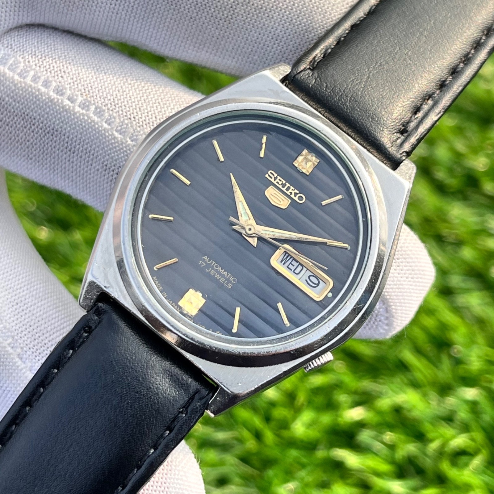 Vintage Seiko 5 Dress Formal Automatic Japan Made Men’s Watch 7009-876J