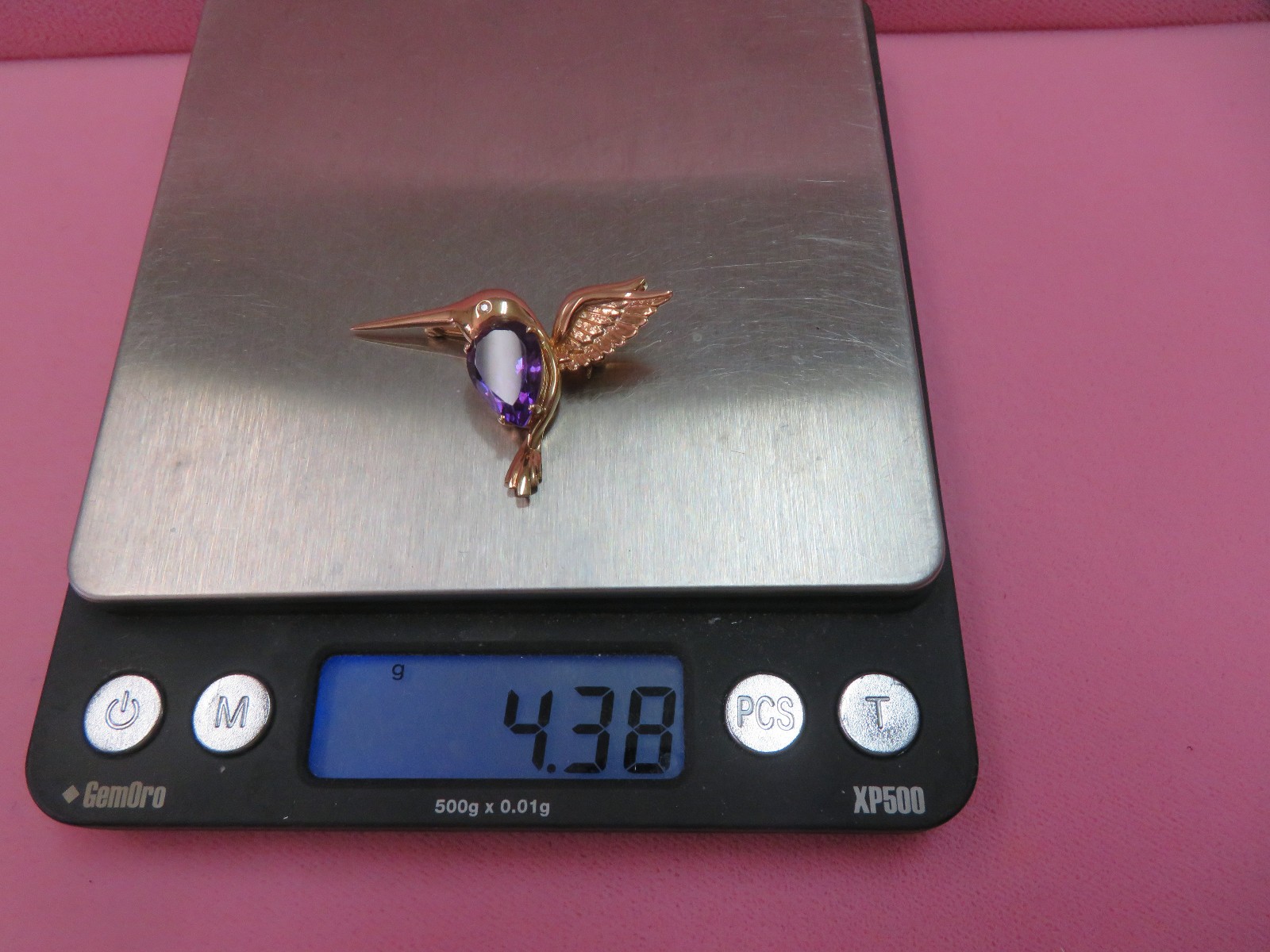 Vtg 14K Solid Y. Gold Amethyst Hummingbird Brooch Pin with Diamond Eye 4.38 G