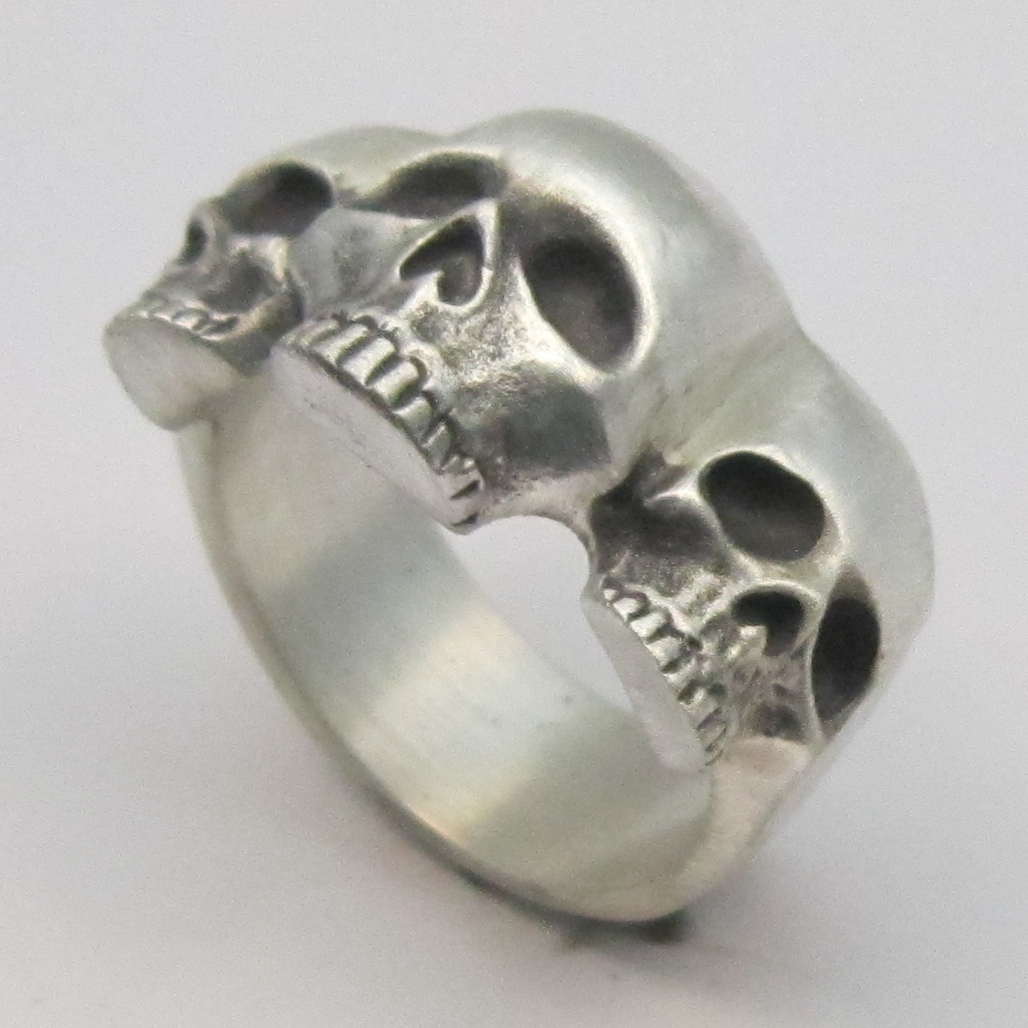 MJG STERLING SILVER TRINITY 3 SKULL RING. BIKER. GUITAR PLAYER. SZ 11. 23 G