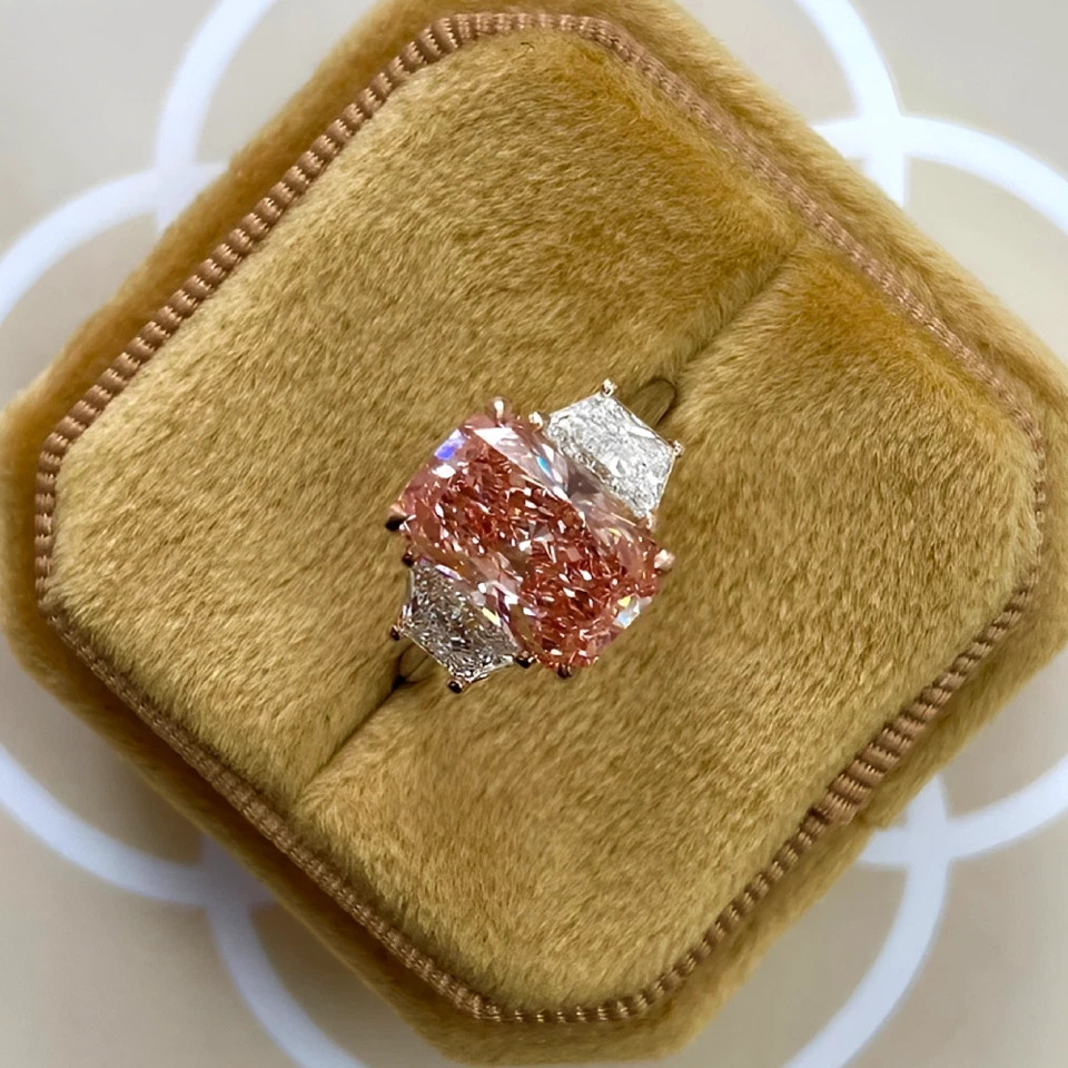 14k White Gold Fancy Vivid Pink Diamond Ring 2.40 Ct Radiant Cut IGI Lab Grown