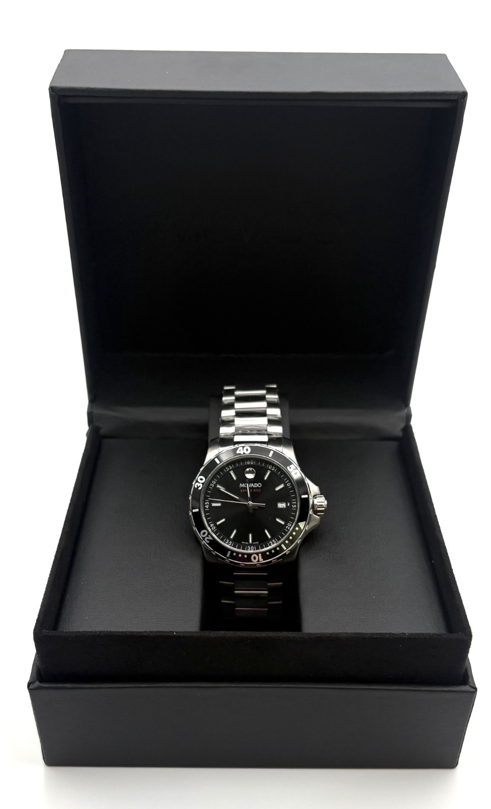 MOVADO 2600135 Series 800 Black Dial Stainless Steel Swiss 40mm Quartz Watch