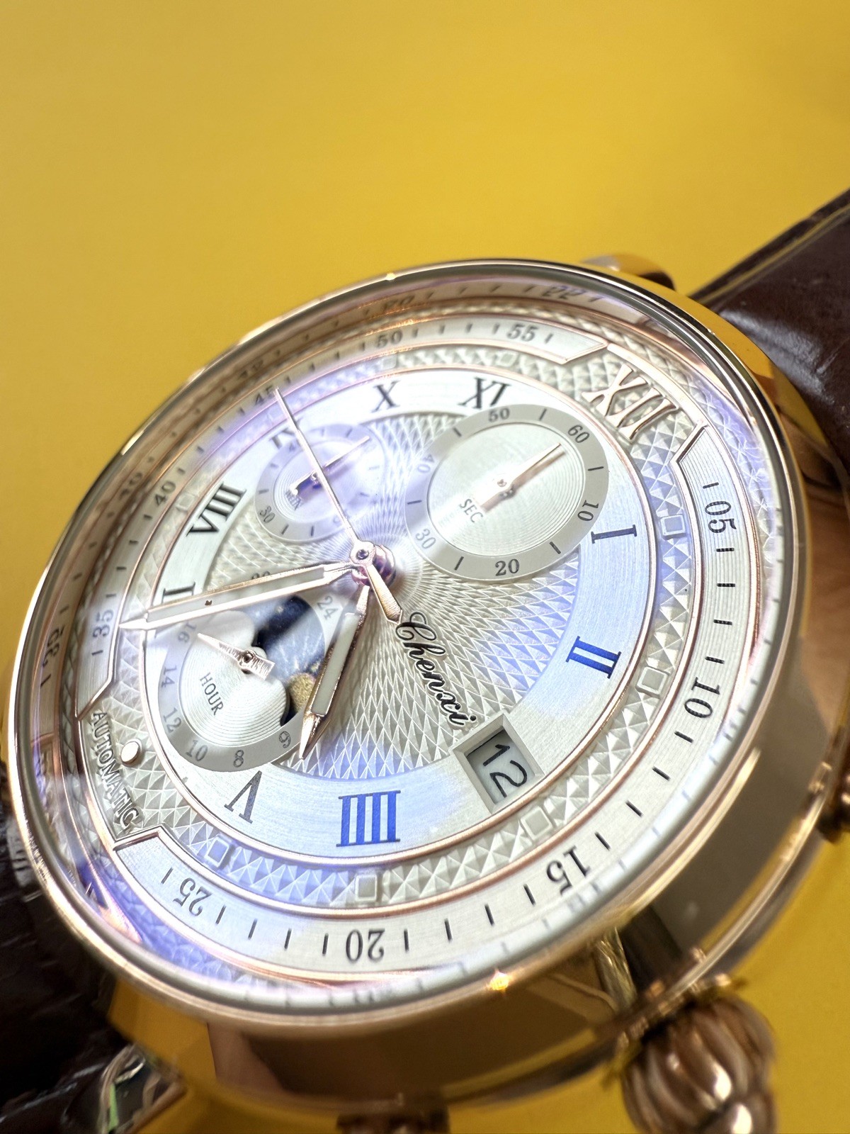 Mens Watch Chenxi Vintage Style Chronograph Moon Phase Cream Face Leather