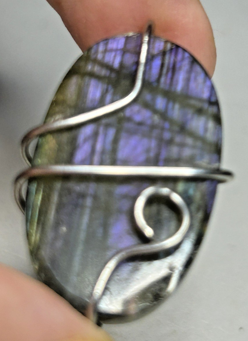 Purple Flash Labradorite Wire-wrapped Pendant 10g/36.6mm x 23mm x 10.8mm