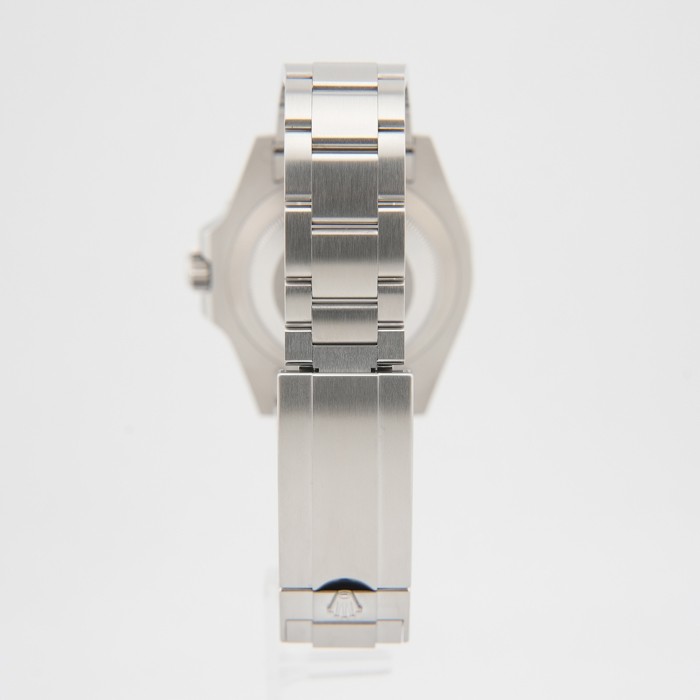 ROLEX Submariner Date 41 126610LV Warranty 2022 Box/Paper