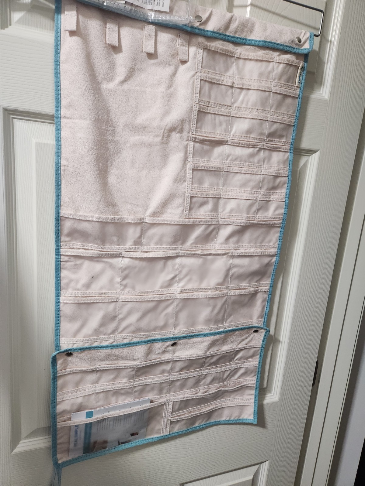 Large Hanging Jewelry Organizer Storage Roll, cream/green