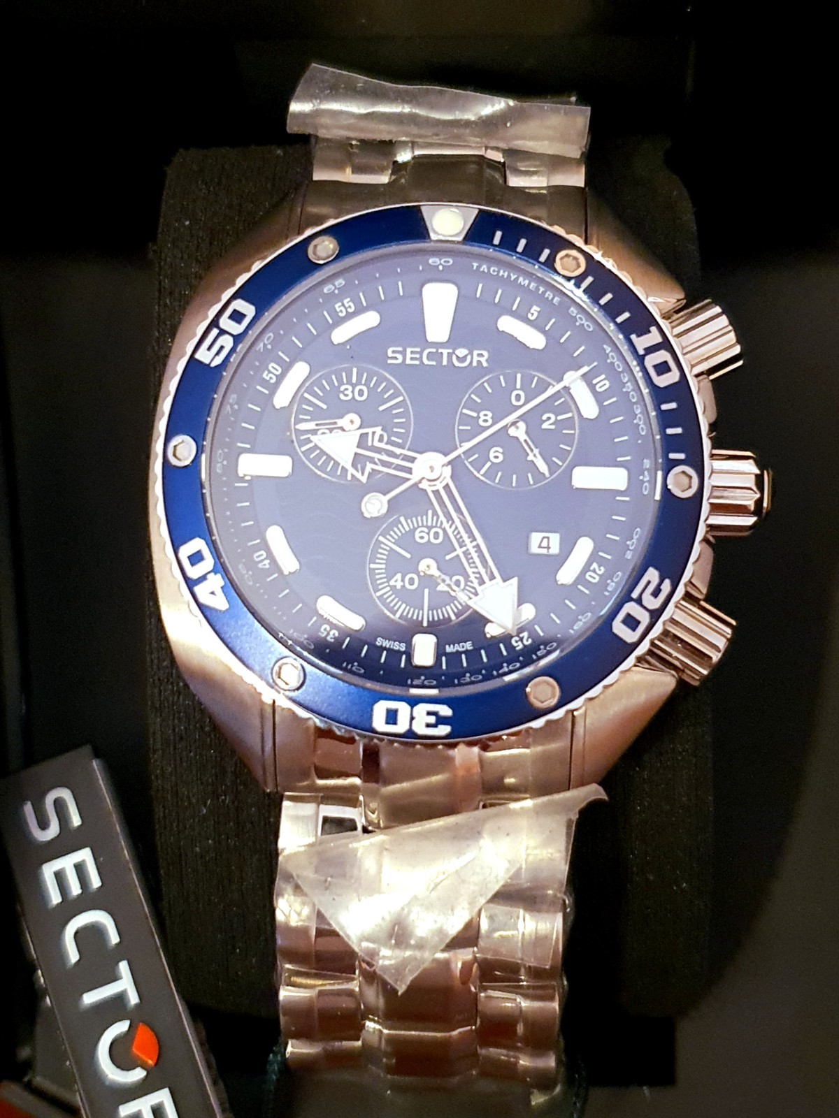 NEW Sector Ocean Master Chrono 44mm Blue Sapphire 200 M Eta Swiss Made Watch