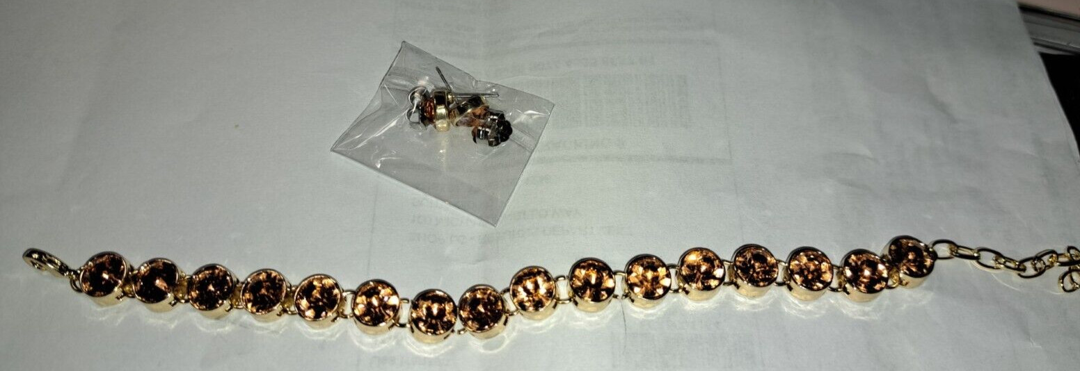 PEACH COLOR CRYSTAL ALLOY IRON BRACELET & EARRING SET NIB