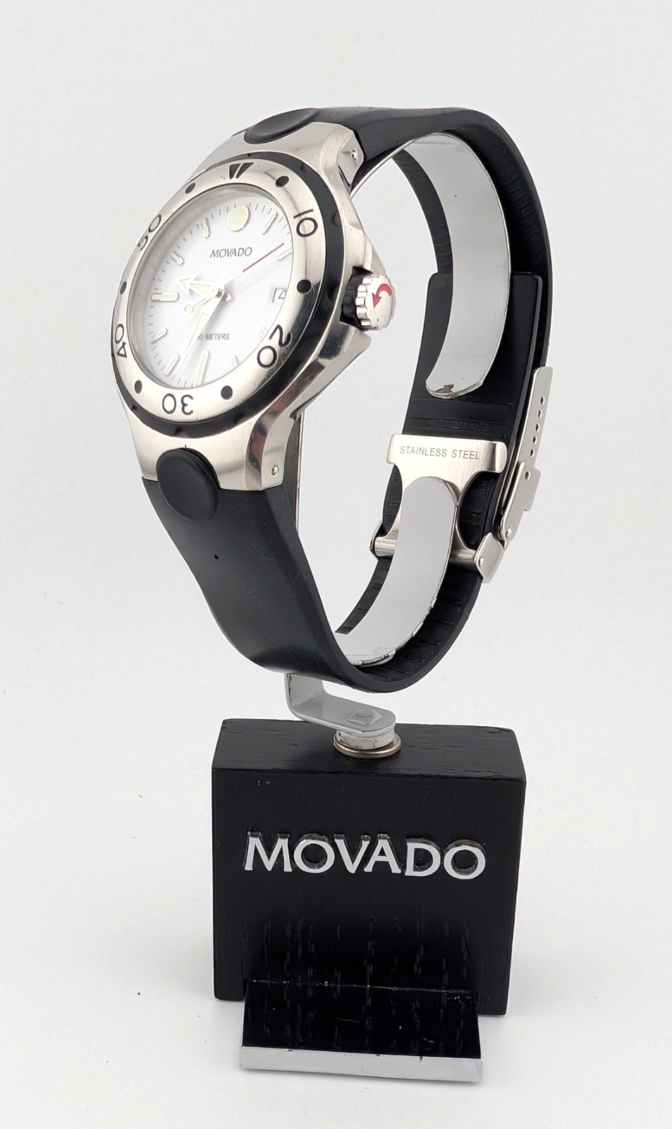 Movado Men’s Series 800 Stainless Steel W/White Dial;Model #84.65.1850.1~ Cool