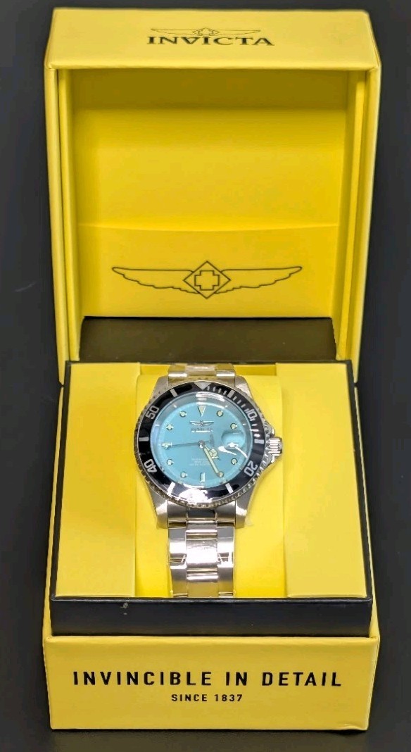 Invicta Pro Diver Men’s Watch (Model 50852) – Light Blue Dial – 40mm
