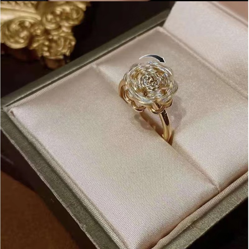 Golden Clover Spinner Ring – Adjustable Stainless Steel Fidget Jewelry with Zirc