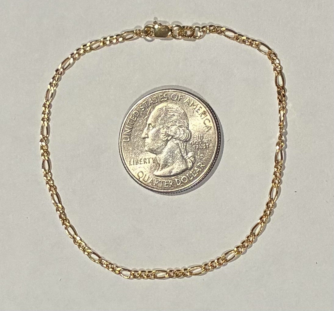 Figaro Link Bracelet 7.5in Solid 10kt Yellow Gold Lobster Clasp 2.1mm Brand New
