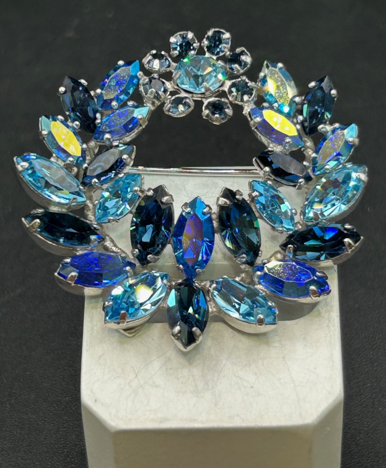 VINTAGE & HTF SHERMAN BLUE COLORS PRONG SET RHINESTONE BROOCH OR PIN – SIGNED