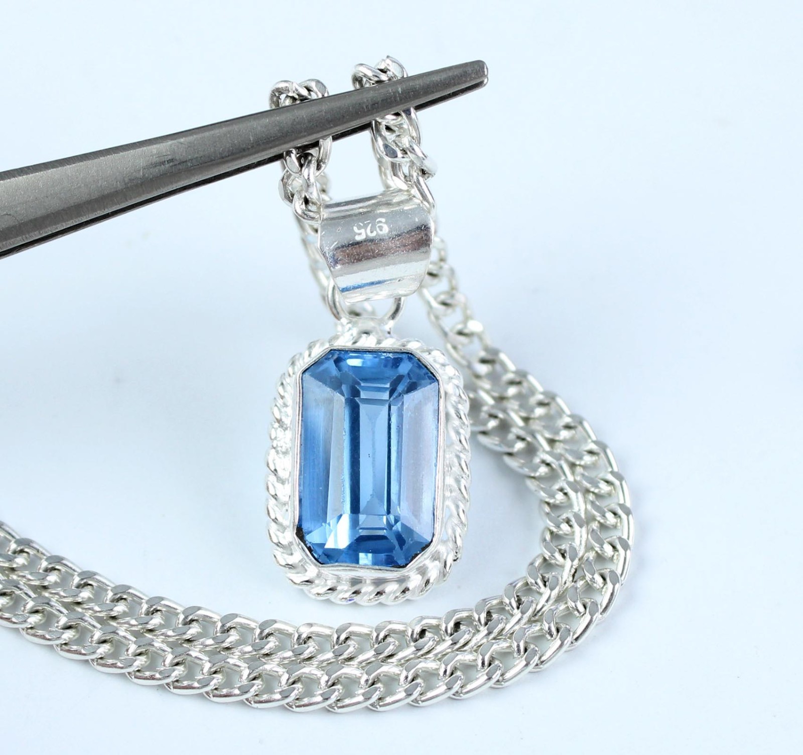 14.85 Ct Natural Swiss Blue Topaz Emerald Cut Gemstone Certified Pendant SEE VDO