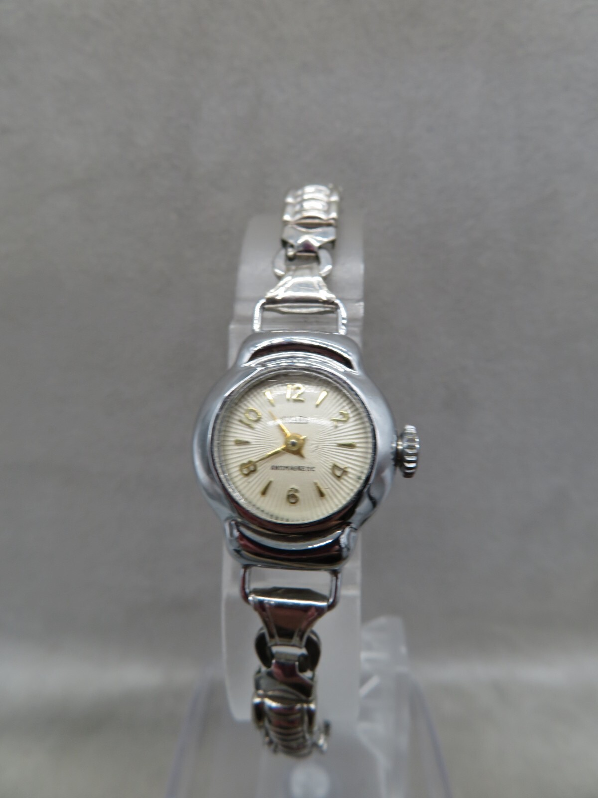 Ladies Vintage Nikles Fond Acier Inoxydable Watch FOR PARTS/REPAIRS