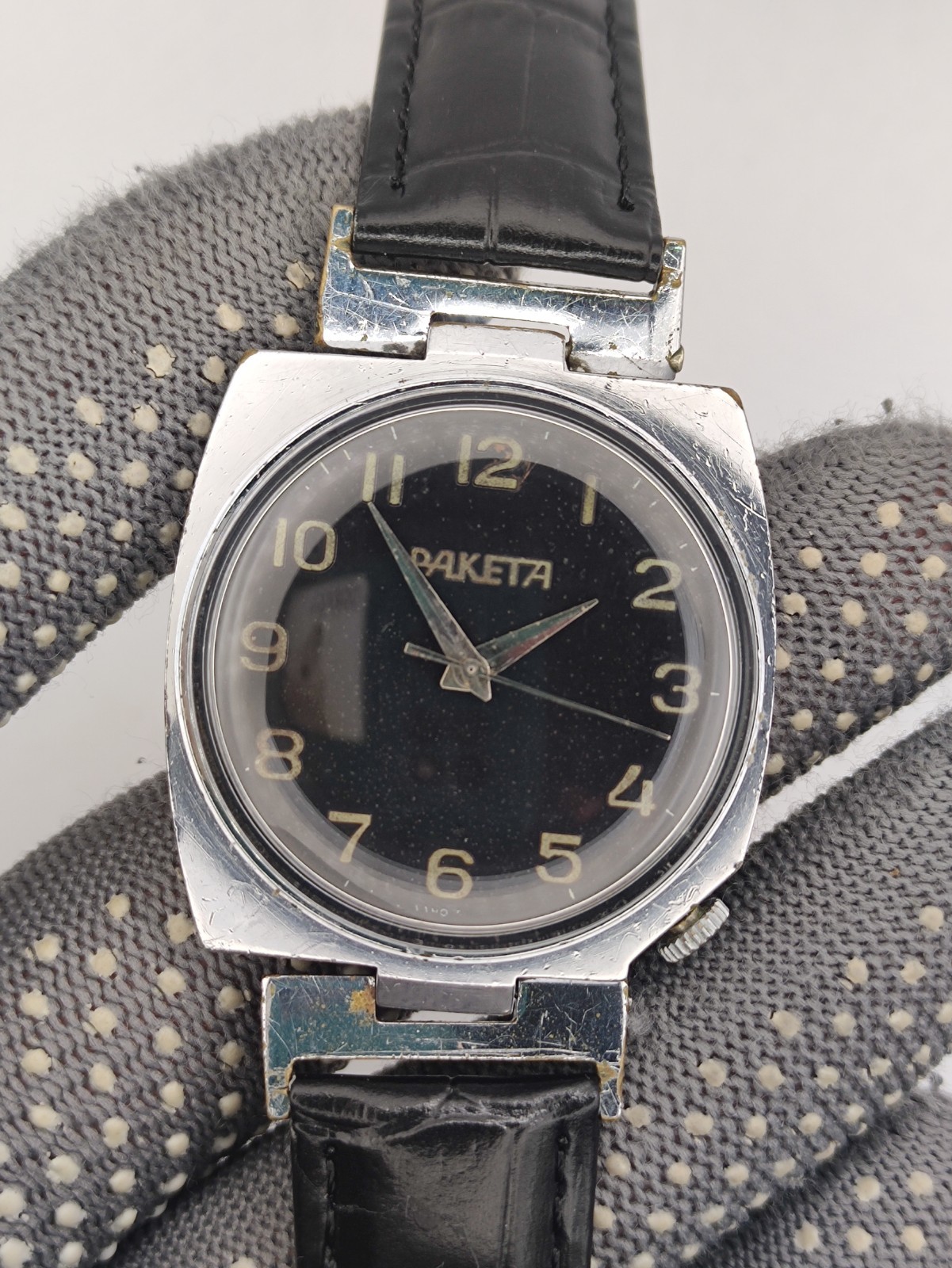 Raketa 2609 Canister Soviet Vintage Mechanical Wristwatch USSR Serviced Watch