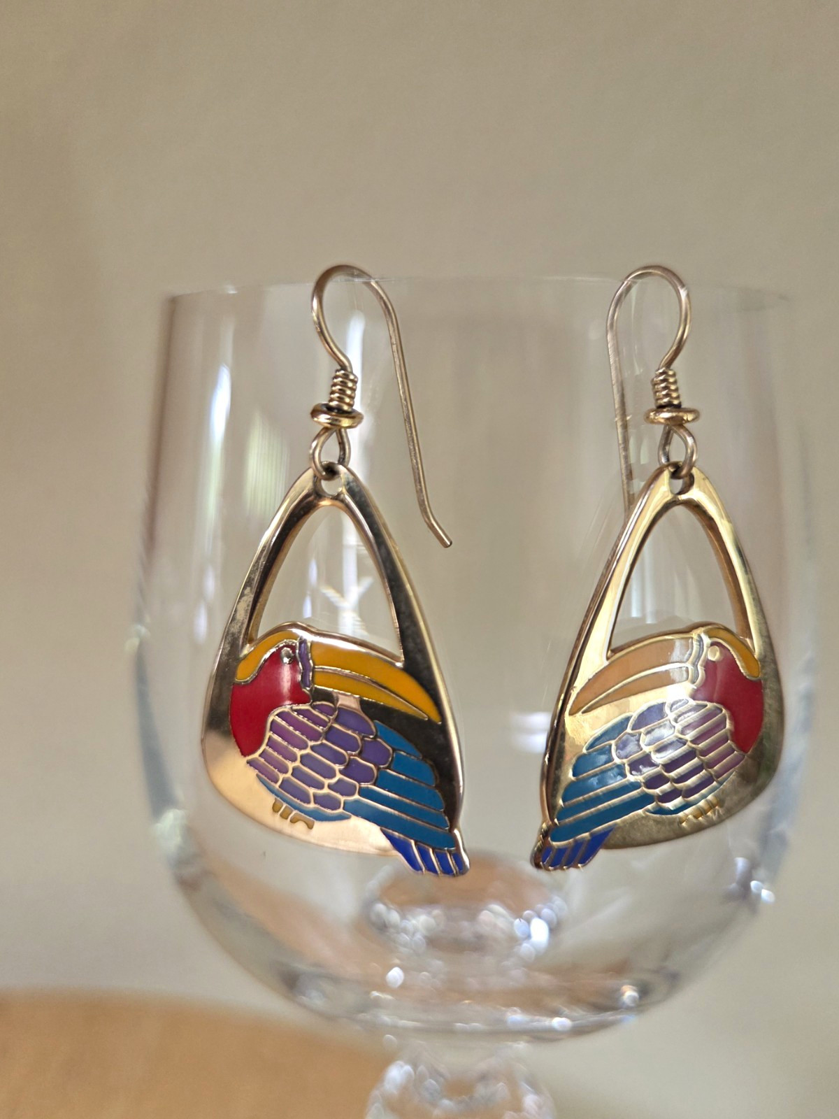 Vintage Signed Laurel Burch “Toucan” Parrot Cloisonne Enamel Hook Earrings