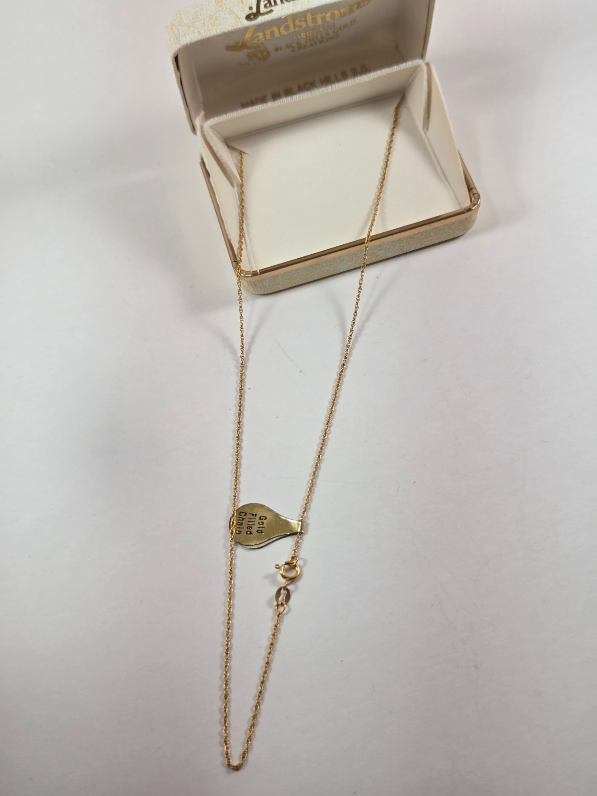 Landstrom’s 10K Black Hills Gold “O” Initial Necklace – NIB, Pre-1991 (NO1)