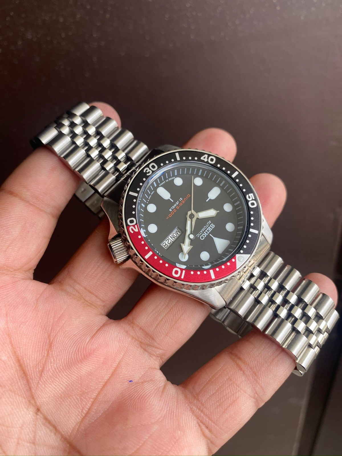 Seiko SKX007 Automatic Diver Watch Pepsi Bezel Day-Date Jubilee Bracelet Watch