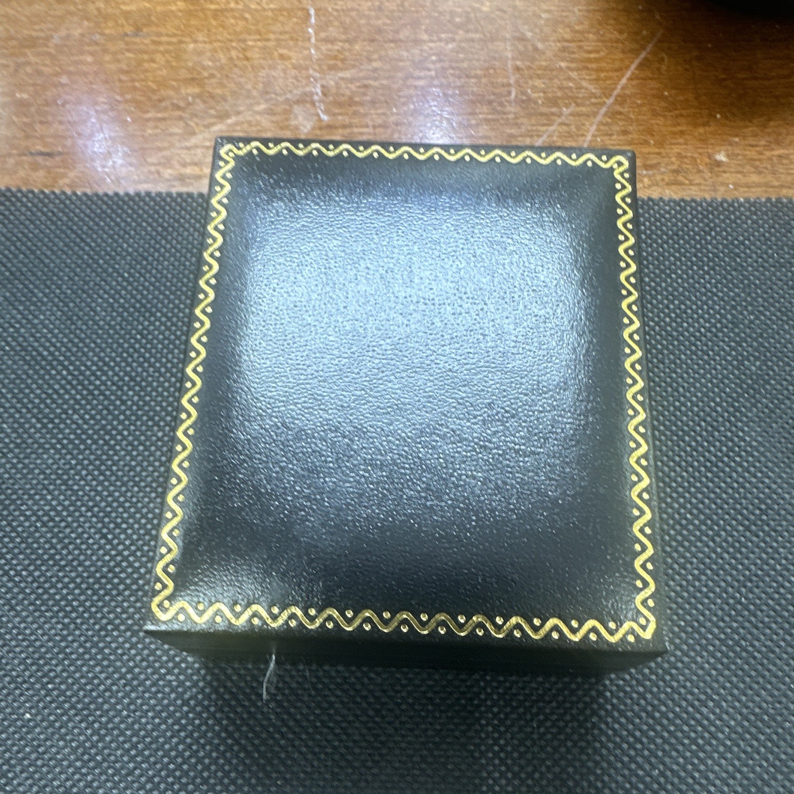 14 k solid Gold 18inches Figuro Diamond cut Chain.
