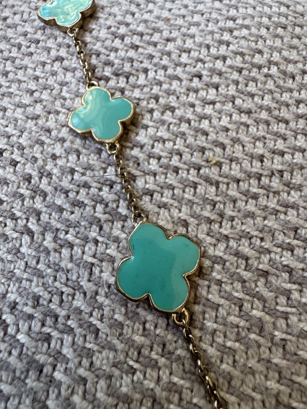 Vintage Gold Tone Metal and Turquoise Enamel Clover Leaf Shaped 38” Necklace