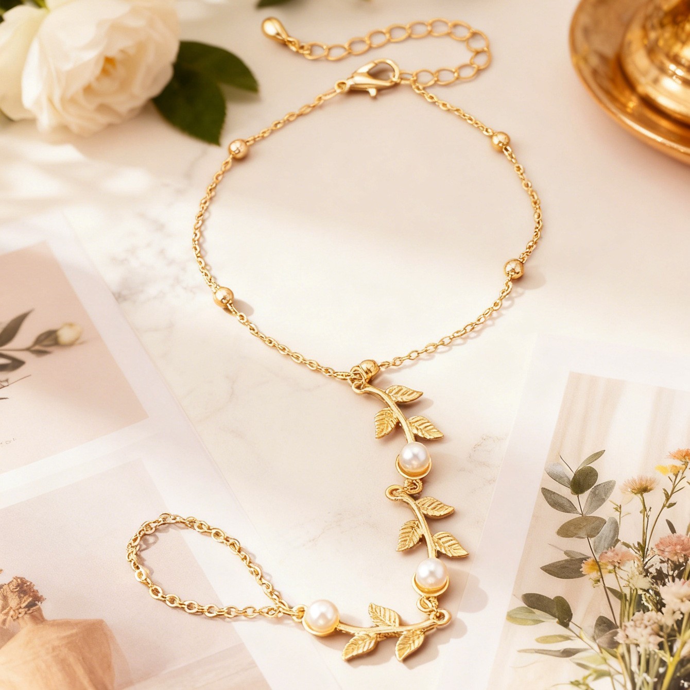 Green Rhinestone Leaf Hand Chain Ring Bracelet Imitation Pearl Zircon Jewelry