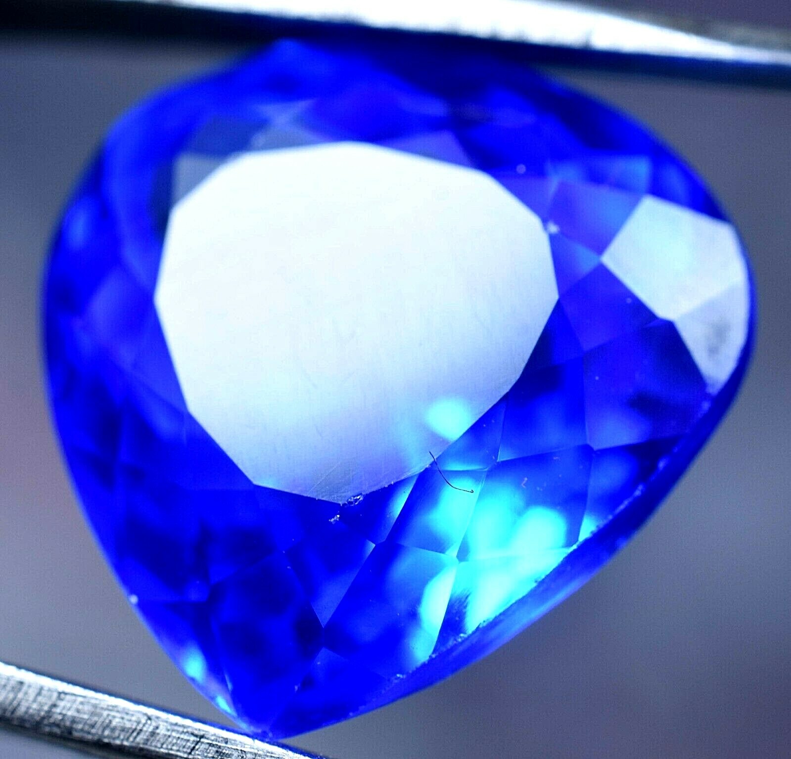 Rare 11.70 Ct Natural Lustrous Blue Tanzanite GGL Certified Treated Gemstone