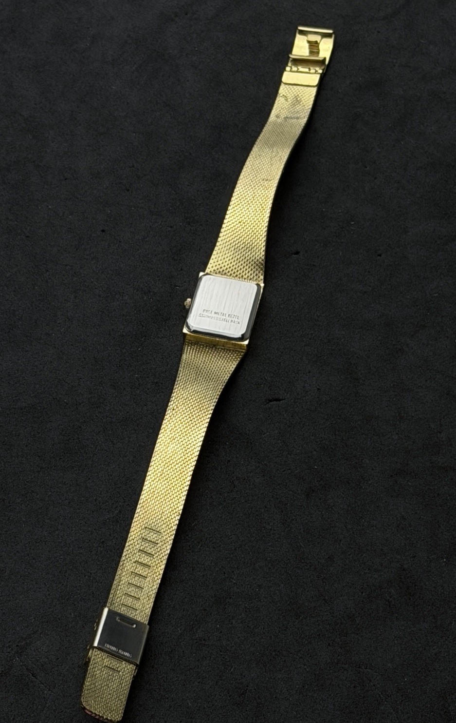 Vtg 1989 BENRUS Tank Diamond Women’s 18mm Quartz Watch Gold Case Bracelet Black