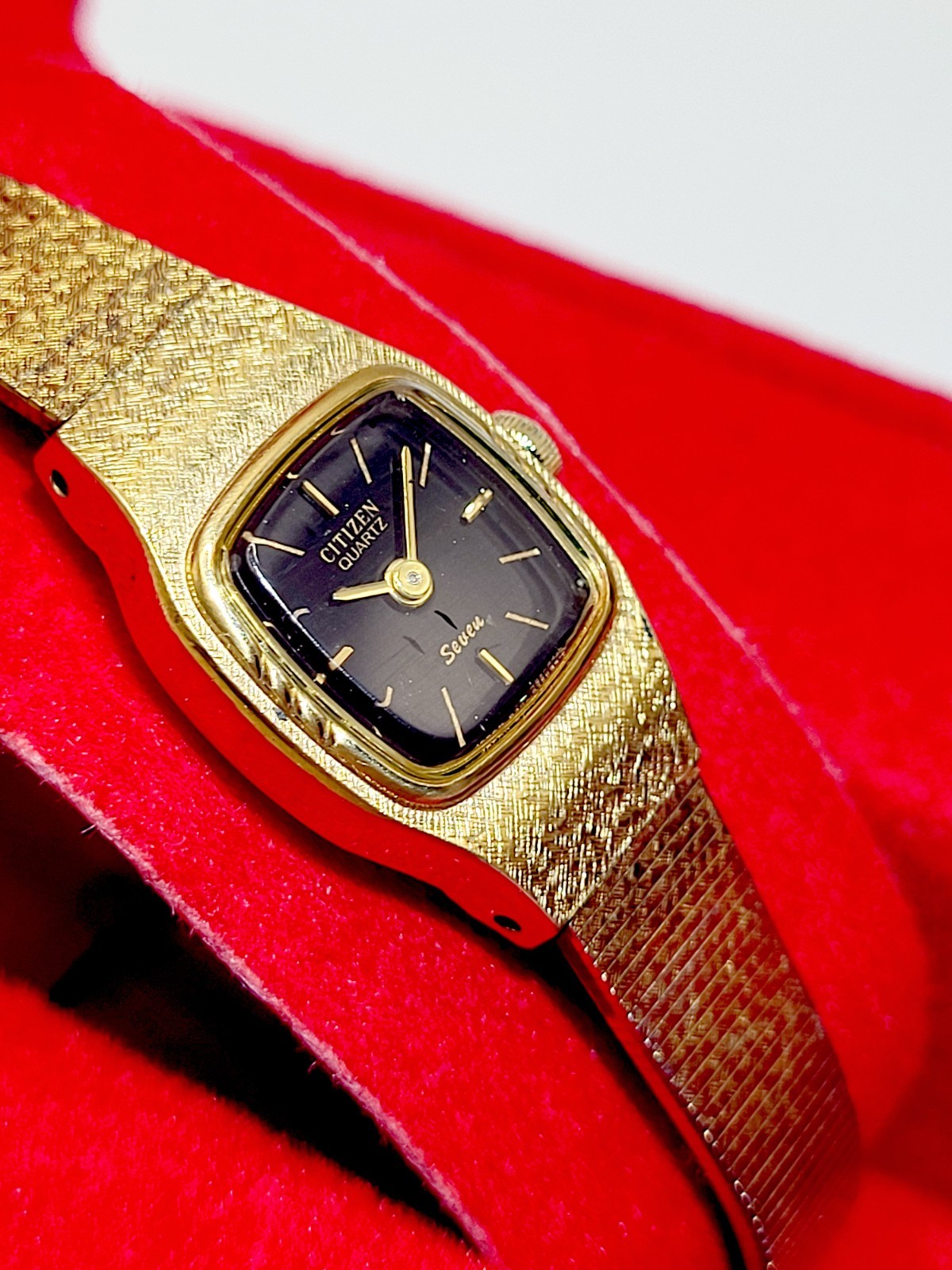 Rare [N. MINT] 1981 16mm Citizen Seven Vintage Quartz Women’s Watch Japan Made