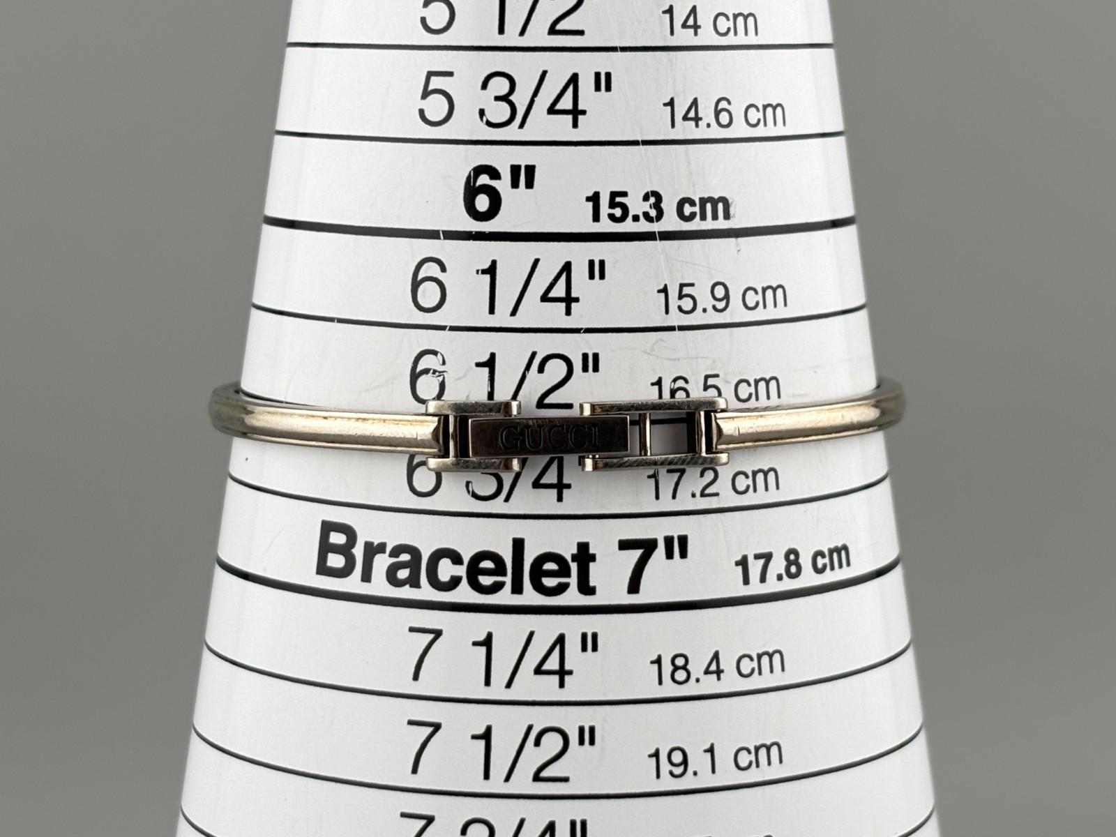 [Very Good+5] Gucci Change Bezel 11/12.2 Silver Serry Line Watch Auth