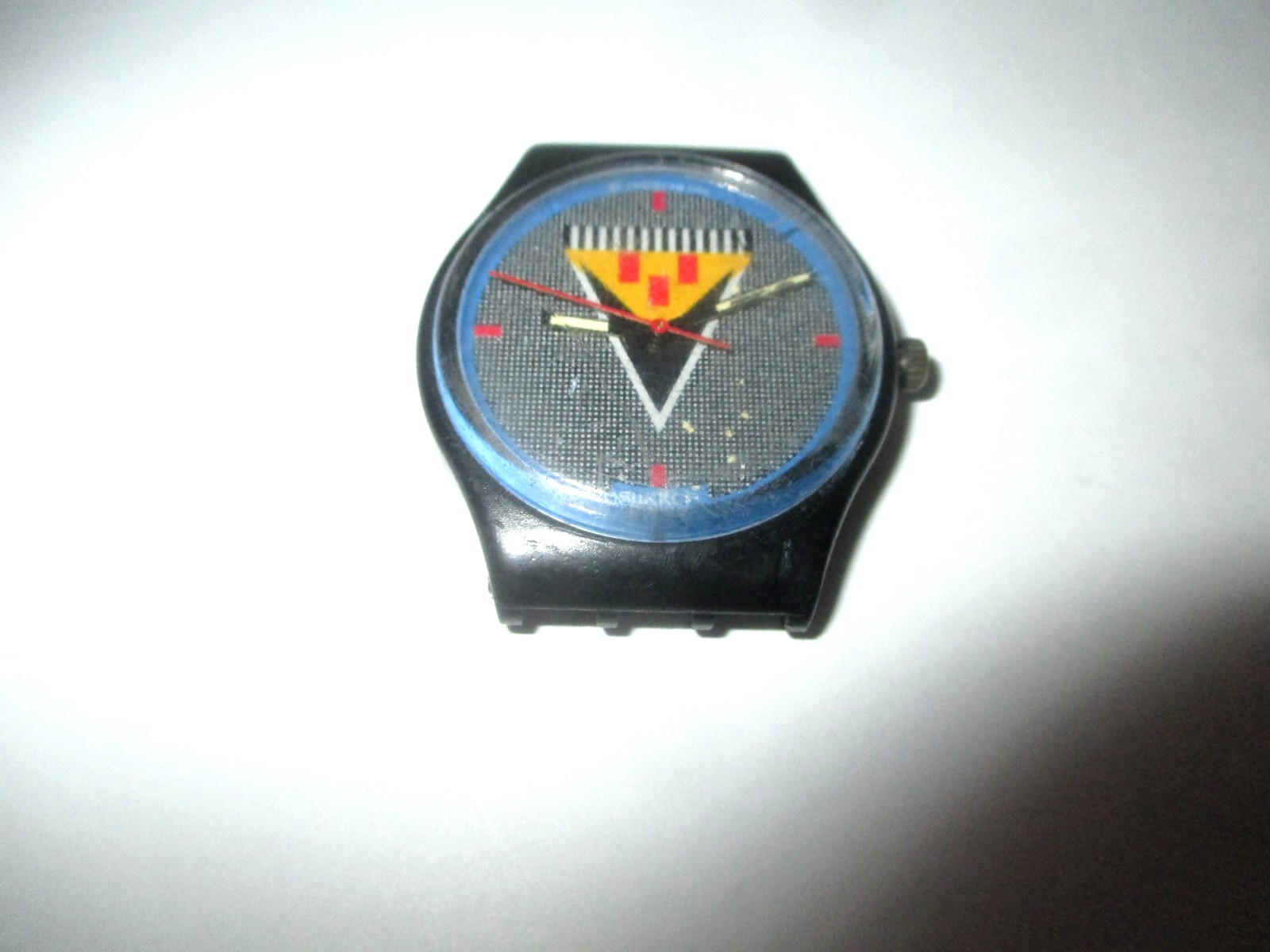 VINTAGE 1986 SWATCH LANCELOT COAT OF ARMS WATCH MDL GB110 NO STRAPS NOT WORKING
