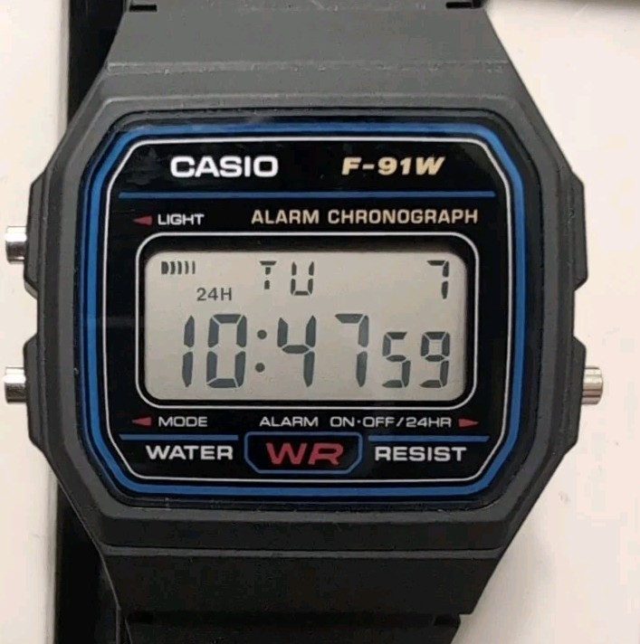 CASIO F91W-1 Digital Watch Black/Blue Resin Band Sports Watch Brand New