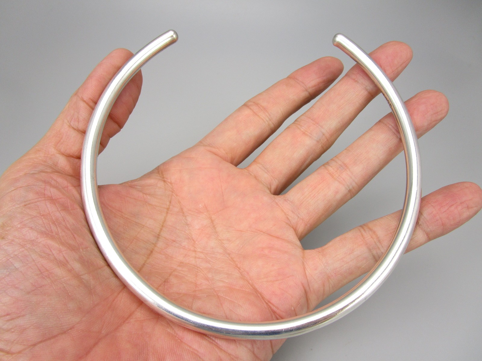 CLASSIC MEXICAN STERLING SILVER 5.5MM TORQUE NECK RING NECKLACE 24 GRAMS