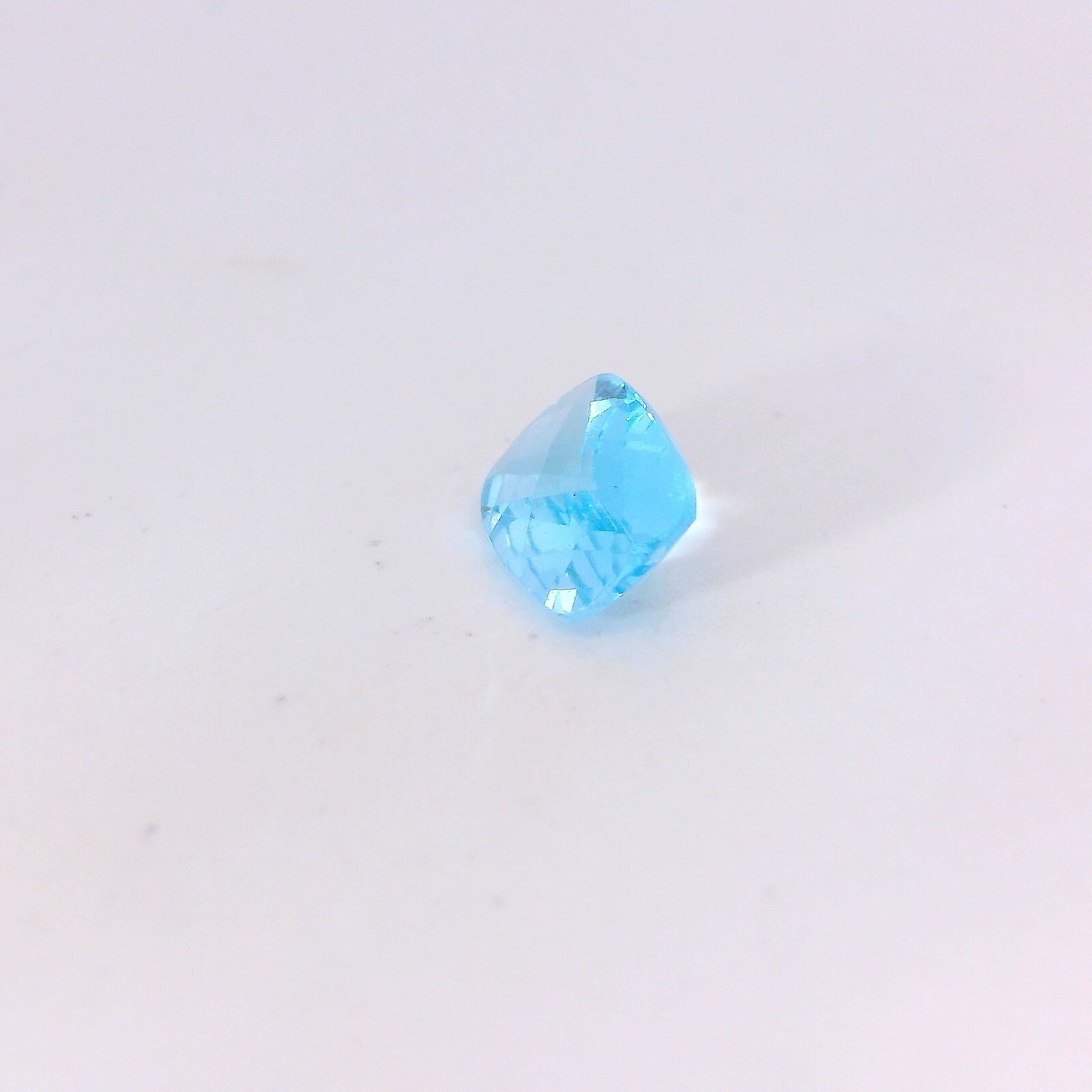 1.64ct Loose Rose Cut Emerald Swiss Topaz 8.0 x 6.0 x 4.1mm