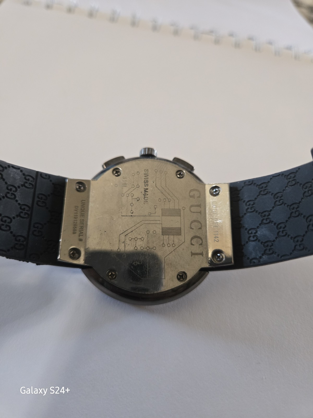 Gucci Pantheon Swiss Made Quartz Chronograph Date Black Dial Rubber Strap