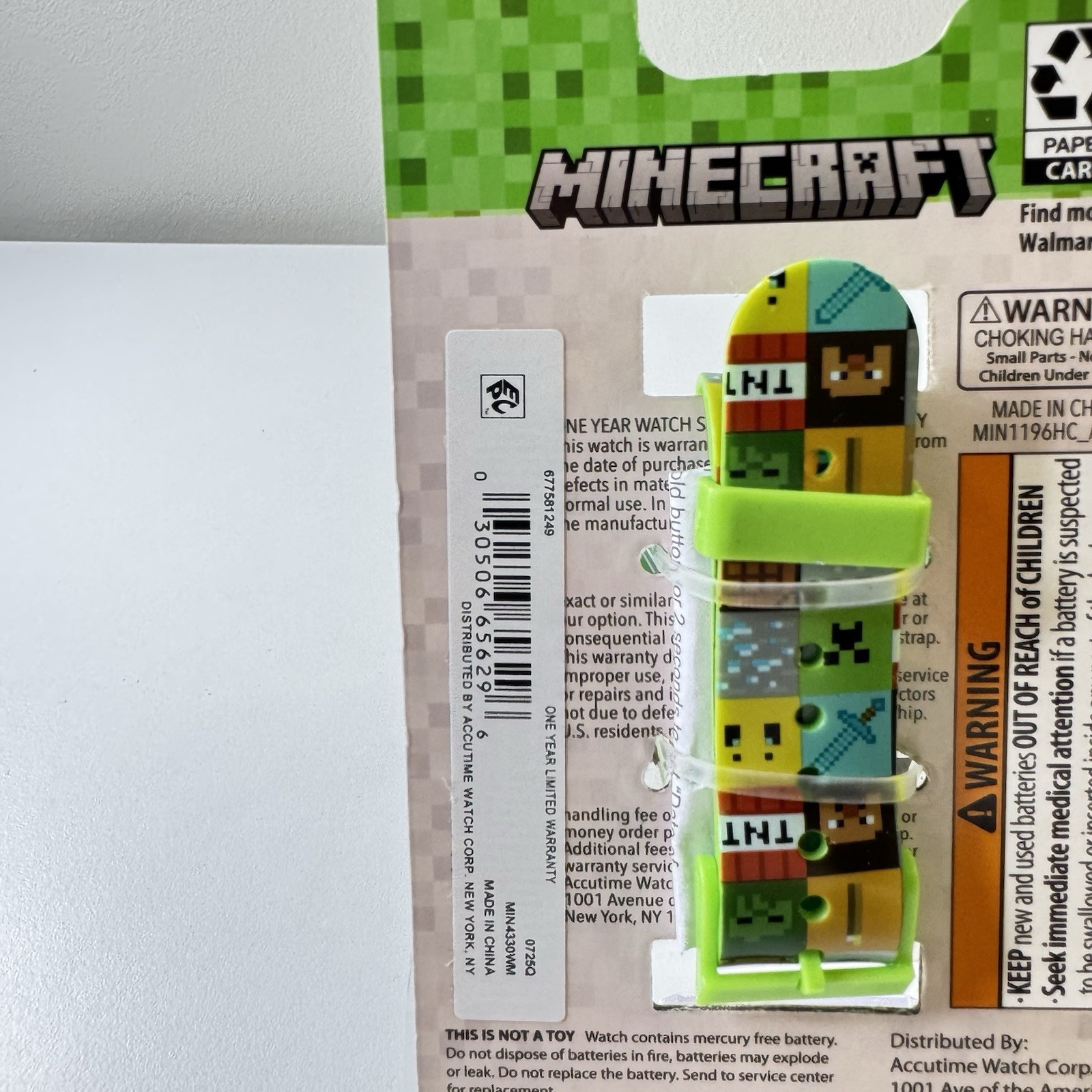 Minecraft LED Watch Round Face Mojang Studios by Accutime Watch NEW! 2025