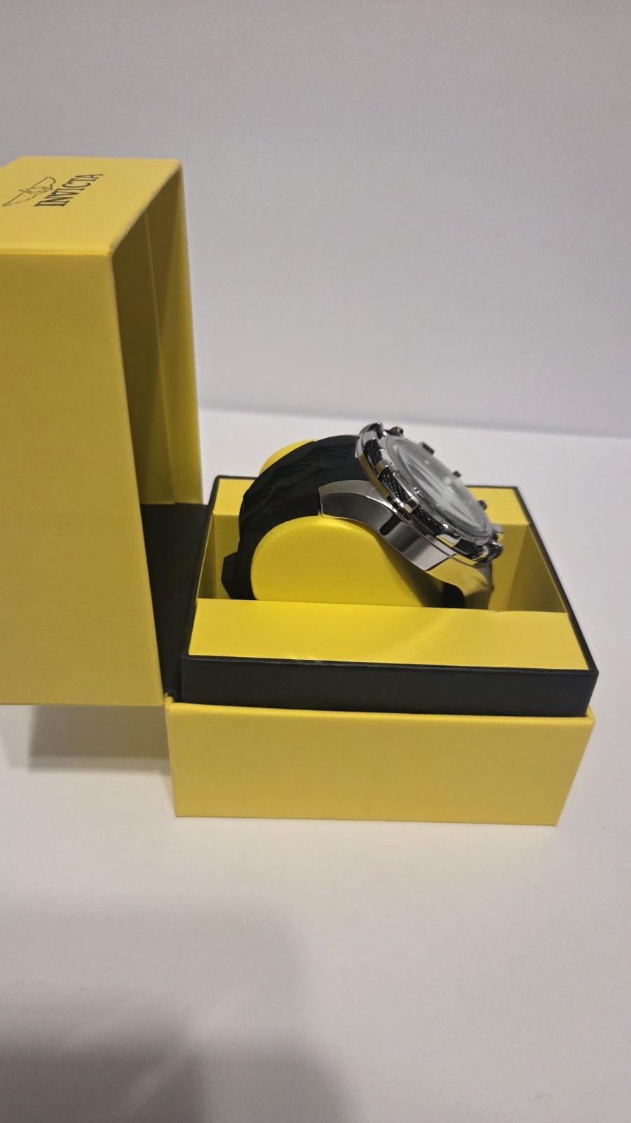 Authentic Invicta 49165 Quartz Watch Black Dial Silicone 50mm Men