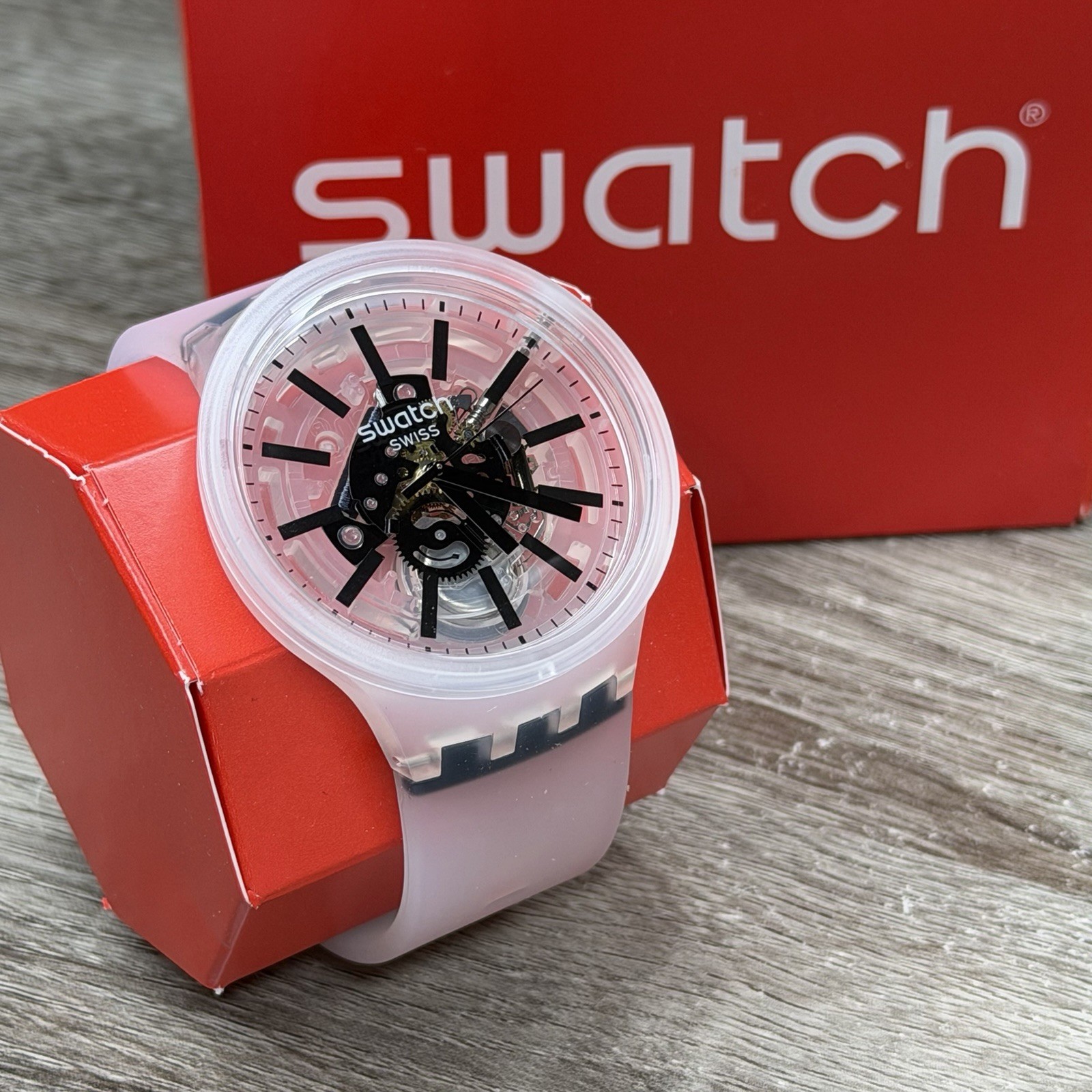 NEW✅SKELETON✅ Swatch Big Bold BLACKINJELLY Transparent Men’s Watch SO27E101