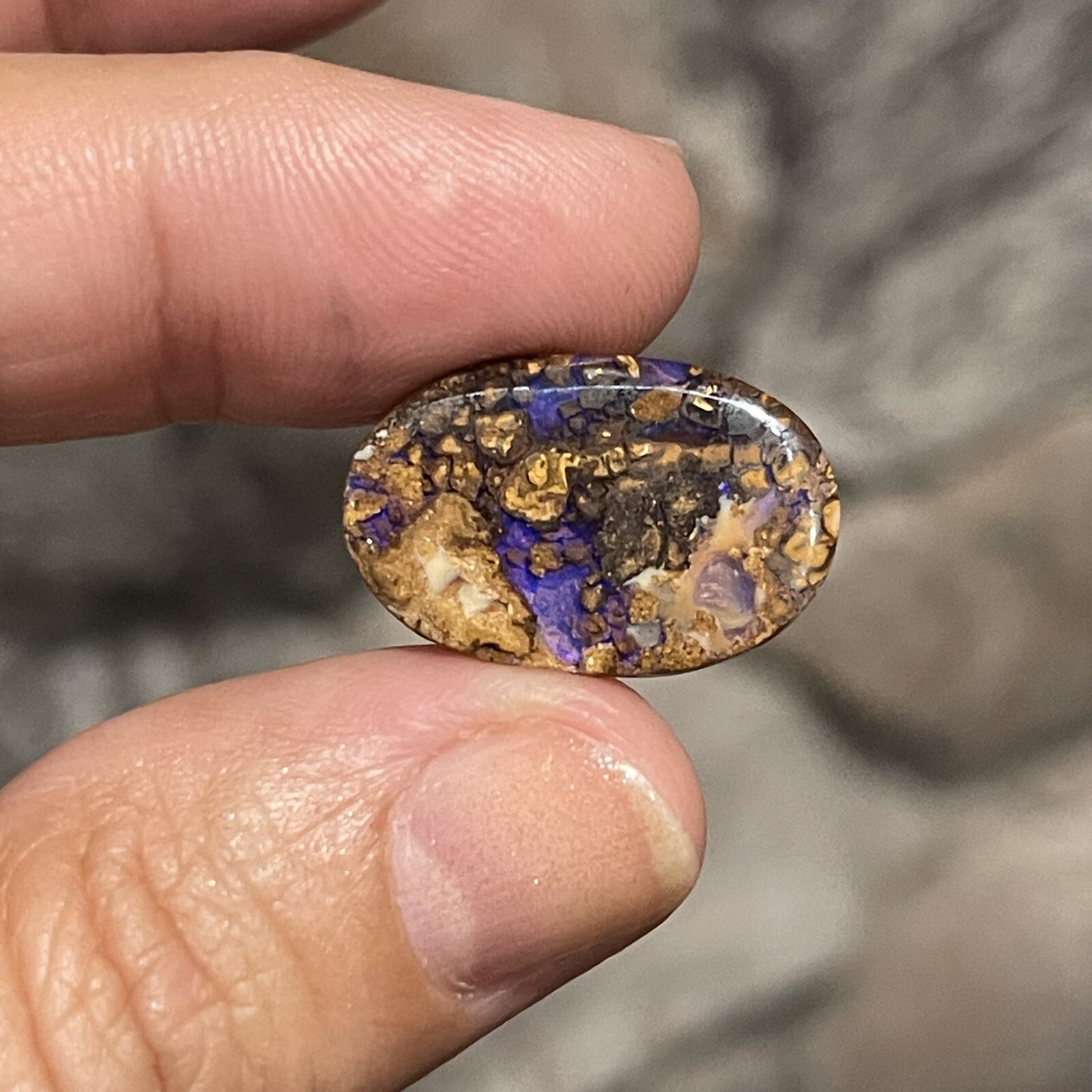 10.9ct 21.5x14x4.5mm Purple Crystal Pipe Australian Boulder Opal Cabochon Gem