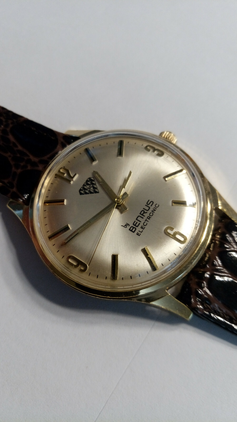 Benrus 60 by Benrus Electronic 11 Jewel Manual Wind, France Series 9021