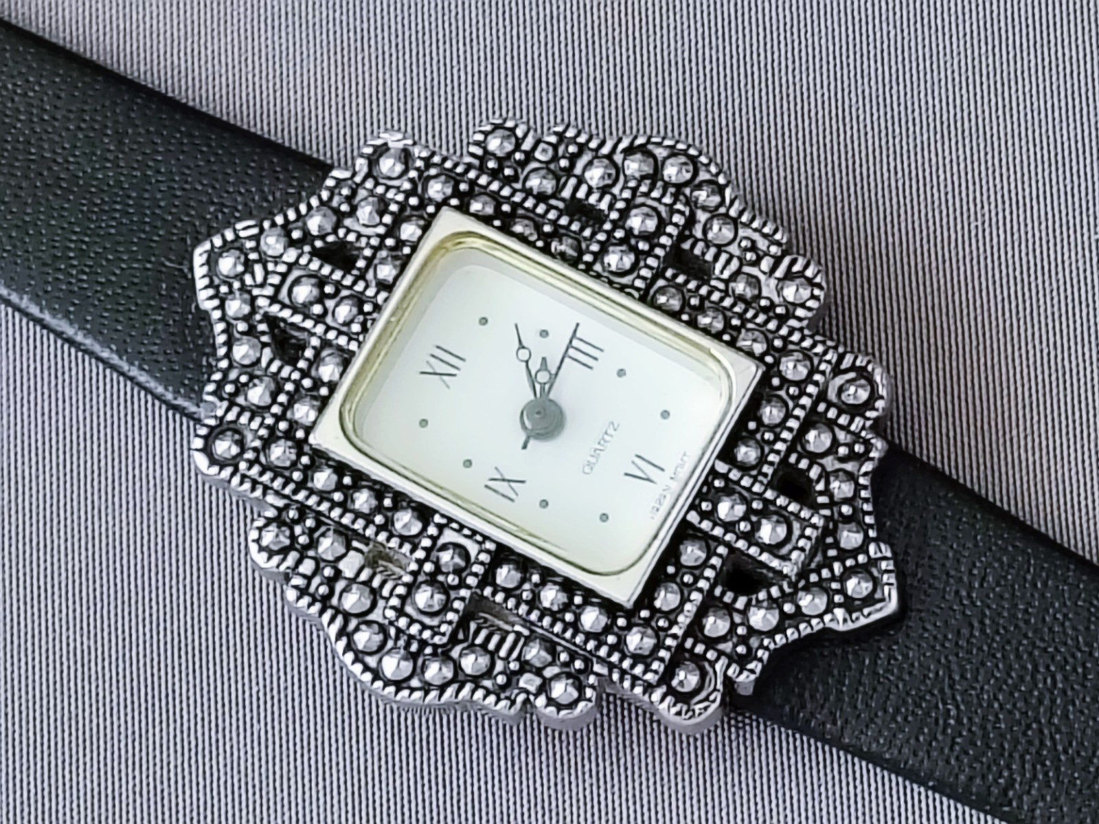 Vintage 1992 AVON ‘Victorian Time’ Watch Black Leather Band New Battery 6″-7.75″